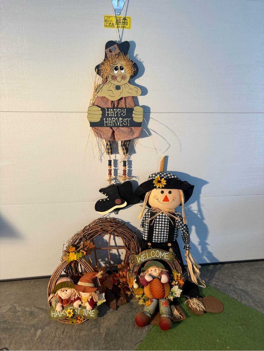 Fall Lot of 3 wreaths, two scarecrows.